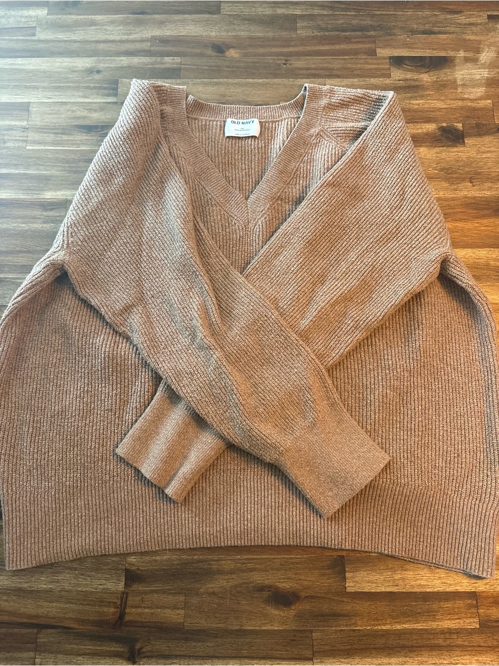 Old Navy Women's V-Neck Sweater in Camel Tan